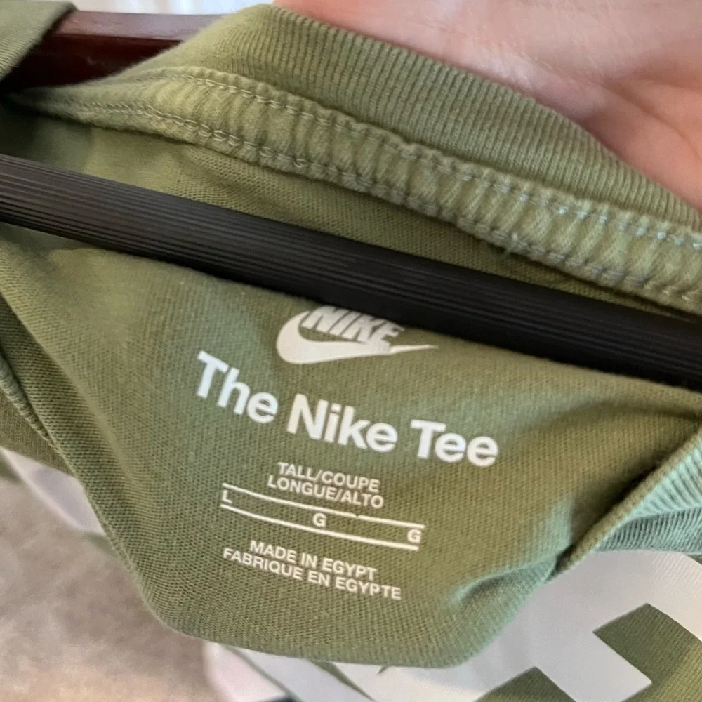Nike Green Tshirt size large men’s. 1367 - Picture 2 of 3